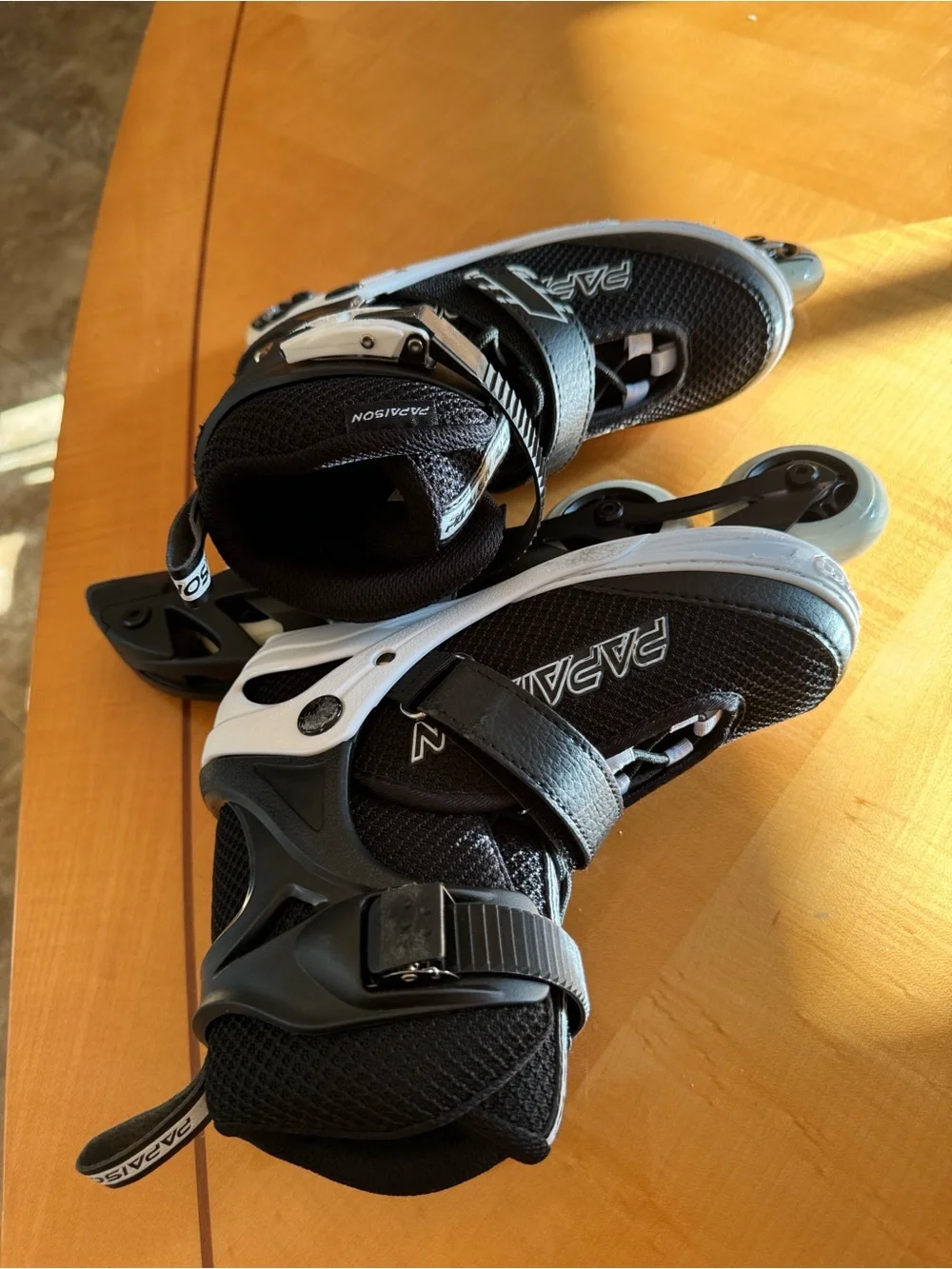 PApaison Kids Inline Roller Skates - Black & White  size 1-4